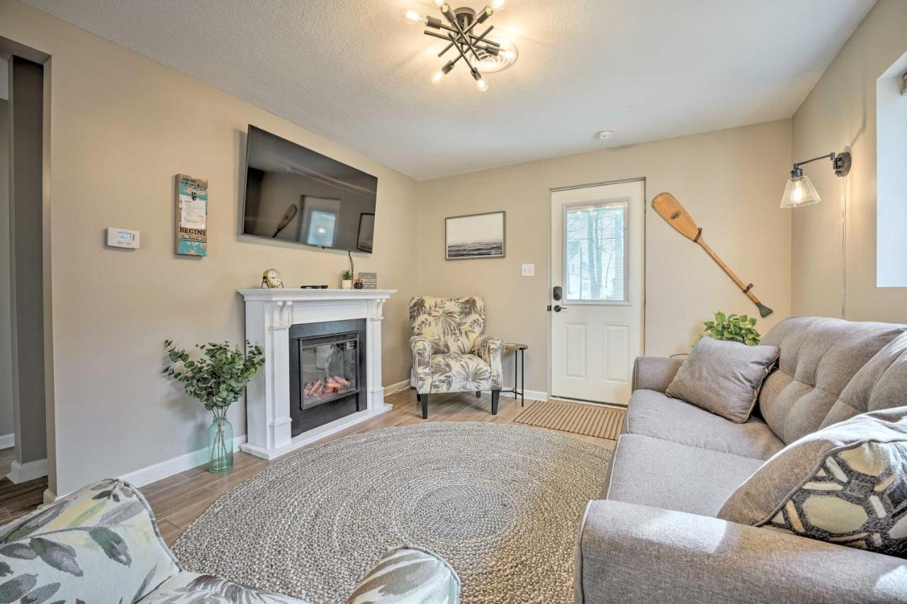 Waterfront Syracuse Home With Patio And Fire Pit! المظهر الخارجي الصورة